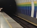 Ve stanici metra Hloubětín chybí na nástupišti nájezd